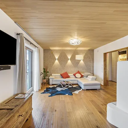 Mit Herz Und Holz Appartamento Penzing